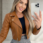 Jaqueta Cropped de Couro (Compre 1, Leve 2)